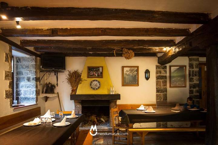 Maison de campagne pour 14 personnes, avec Terrasse à Deba