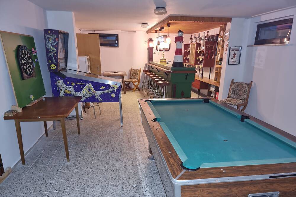 Entire apartment, Ferienappartment Ruhrpott, 10 Minuten von Deich und Strand Entfernt in Burhave, Butjadingen