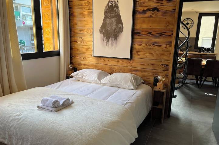 Gîte pour 10 personnes, avec balcon et jardin dans Office De Tourisme De Font Romeu - 3