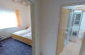 Ganze Ferienwohnung, Ferienwohnung Leder - Ferienwohnung Handwerk, 90qm, 2 Schlafzimmer, max. 6 Personen in Illmensee, Nördlicher Bodensee region