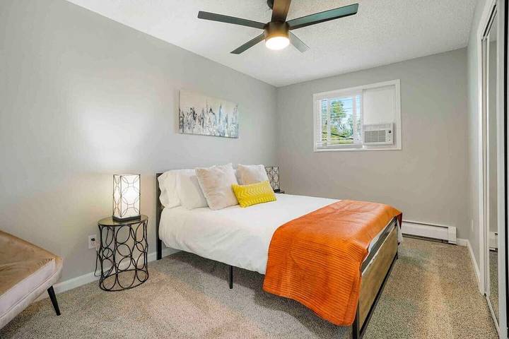 Vacation rental for 10 people, with balcony and yard, with pets in Jefferson County