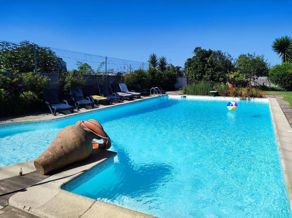 Casa com piscina para 10 pessoas - 5 min da praia Esposende in Esposende, Parque Natural do Litoral Norte
