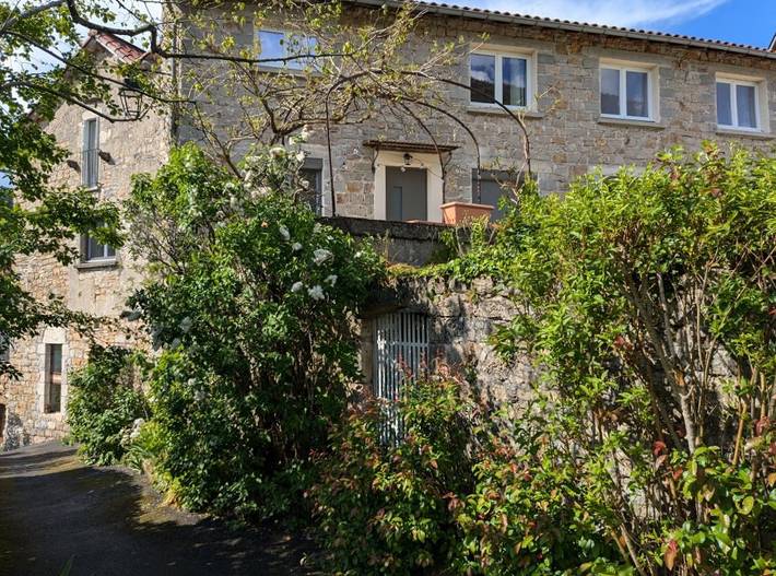 Gîte pour 4 personnes, avec jardin et terrasse