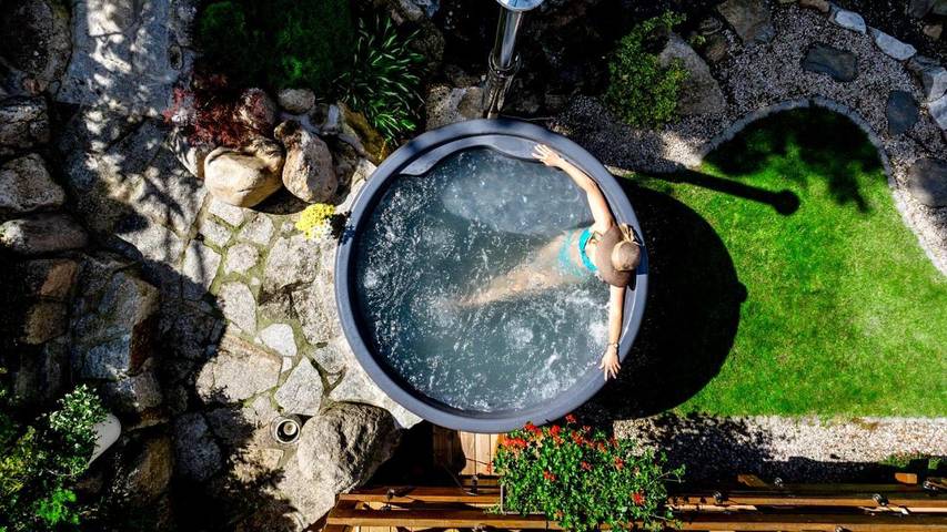 Ośrodek wypoczynkowy dla 3 osób, z sauna i basen oraz ogród i jacuzzi w Karpacz