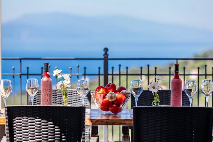 Villa pour 8 personnes, avec piscine ainsi que vue sur l’océan et jardin dans Skopelos - 4