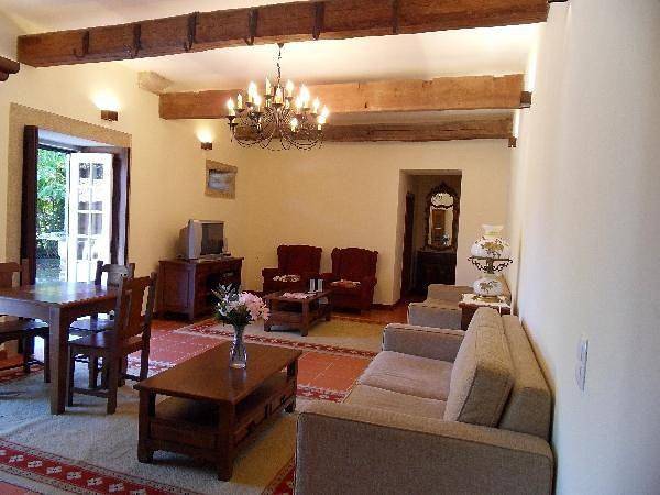 Finca für Gruppen für 20 Personen, mit Garten und Terrasse, mit Haustier in Portugal - 4