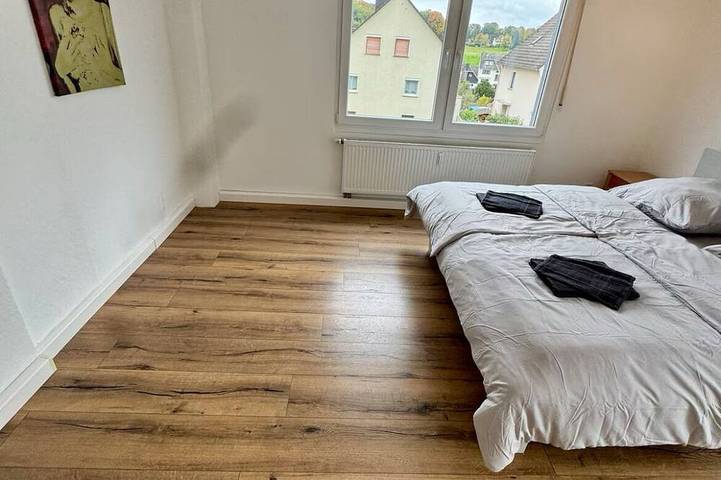 Appartement entier, Light-flooded apartment in a natural location - near Cologne in Bergisch Gladbach, Arrondissement de Rhin-Berg