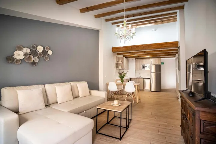 Apartamento de vacaciones para 3 personas, con balcón y vistas - 1