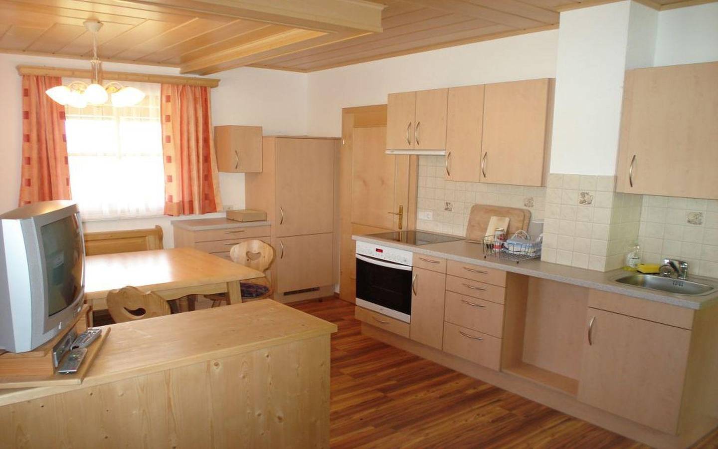 Geheel vakantieappartement, Gindlhütte in Tauplitz, Liezen en omgeving