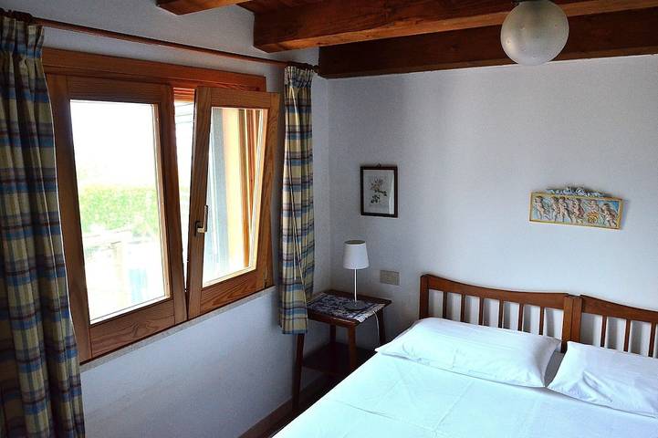 Delicieux cottage avec vue panoramique exceptionnelle et accès privé à la mer. in Castellammare del Golfo, Province de Trapani