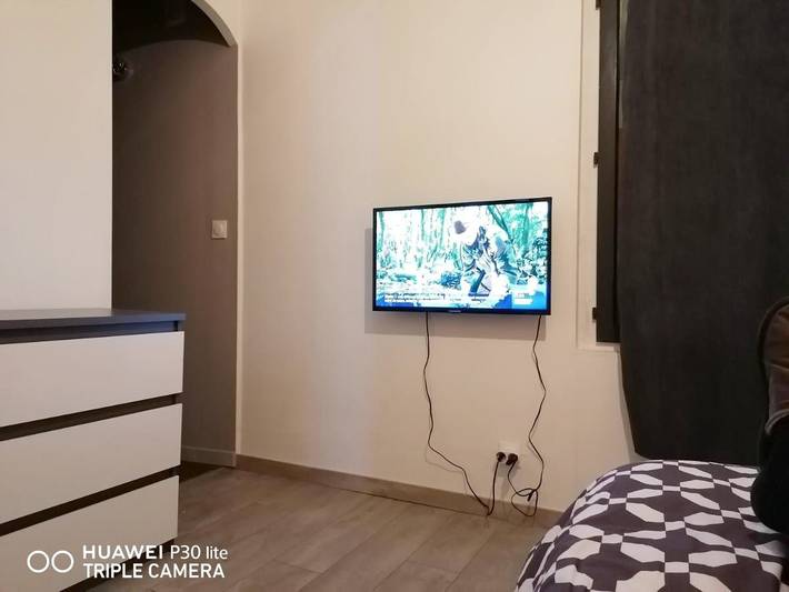 Location de vacances pour 2 personnes, avec jardin et piscine ainsi que vue et terrasse à Lalinde - 3