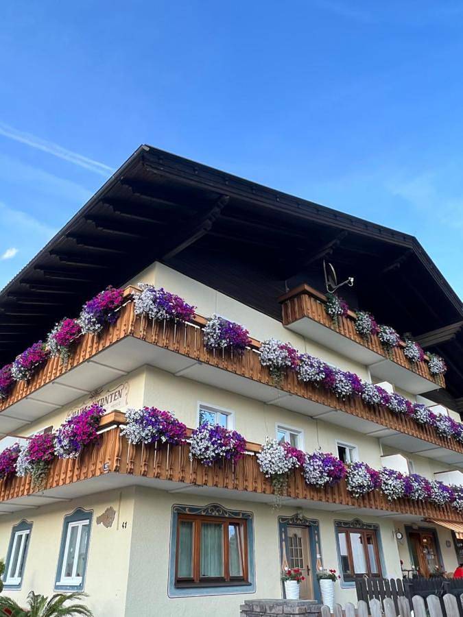 Maison d’hôte pour 2 personnes, avec Balcon et Terrasse ainsi que Jardin et Vue à Radenthein