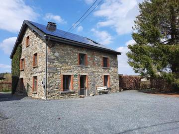 Location de vacances pour 12 personnes, avec terrasse et sauna dans Tailles