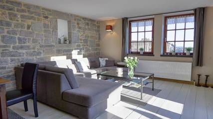 Gîte pour 8 personnes, avec sauna ainsi que terrasse et jardin à Limbourg