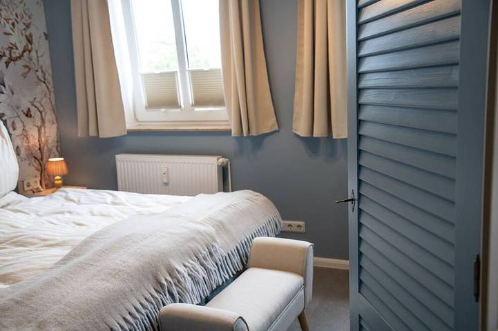 Appartamento intero, Newly renovated: 2-room apartment in villa district - close to the train station in Rostock, Rostock e dintorni