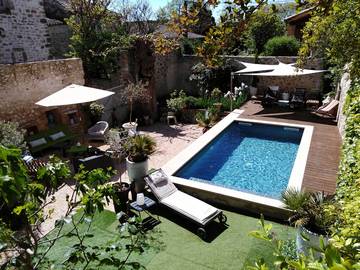 Chambre d’hôte pour 2 personnes, avec piscine et jardin en Ardèche