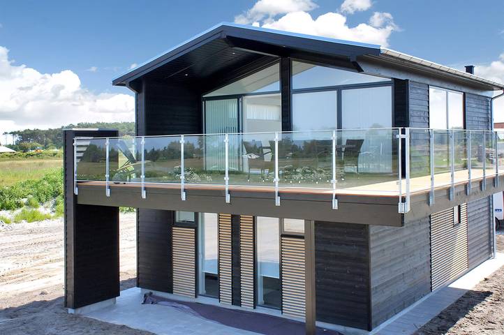 Feriehus for 6 personer, med Terrasse i Strandby