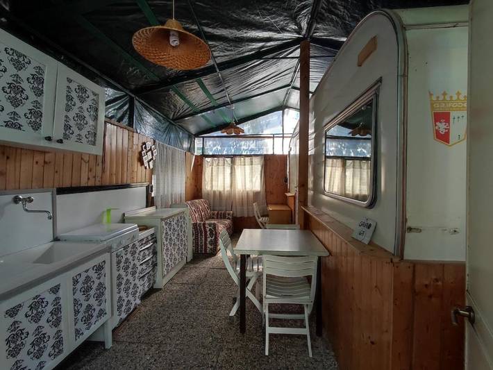 Camping für 5 Personen, mit Garten in Massa