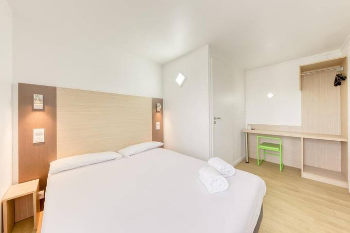 Hôtel pour 2 personnes à Claye-Souilly - 3