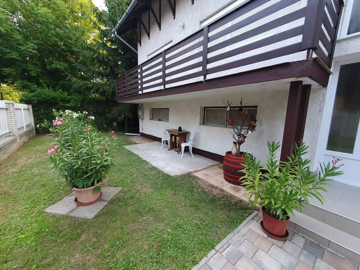 Ferienwohnung für 5 Personen, mit Balkon und Garten in Zamardi - 3