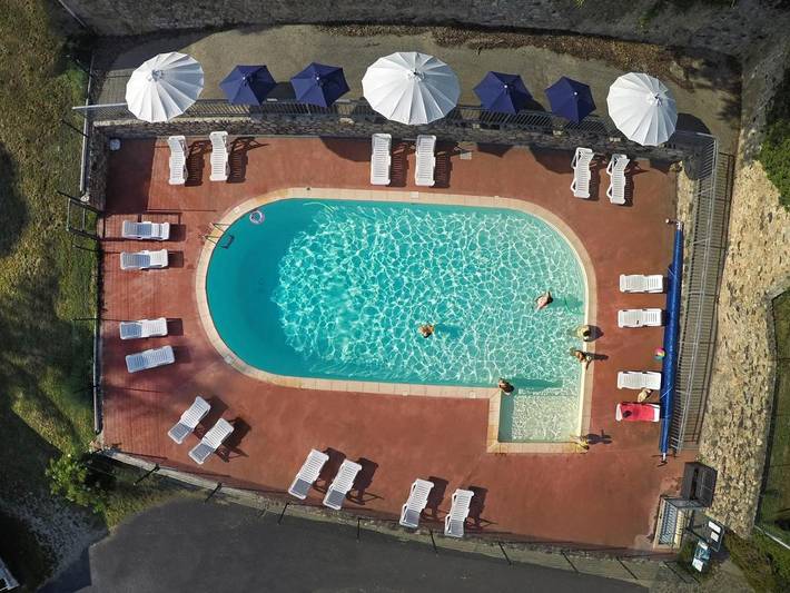 Parc de vacances pour 2 personnes, avec vue ainsi que jardin et piscine à Sournia - 2