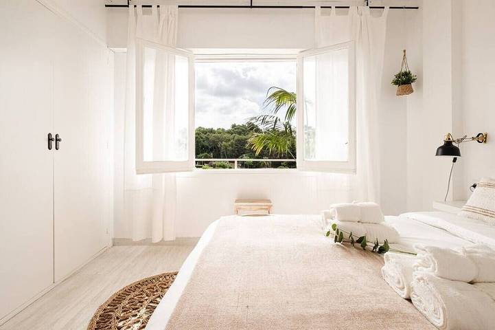 Ganze Wohnung, Sonniges & stilvolles Apartment mit Klimaanlage | Trini by Palmera in Sant Pere de Ribes, Garraf