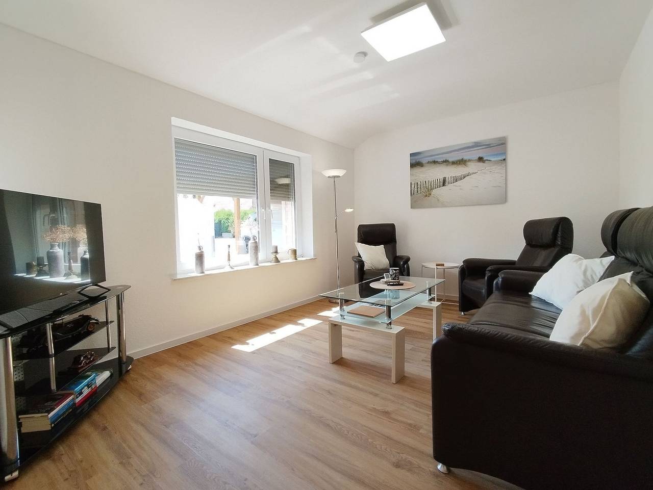 Ganze Ferienwohnung, Gemütliches Ferienhaus Lütje Huske mit Garten, 25666 in Weener, Emsland