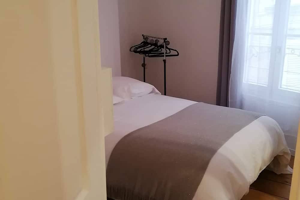 Entire apartment, Apartment in Poitiers, Vienne