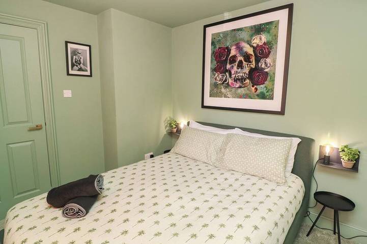 Tower Cottage, romantic, character holiday cottage in Nottingham in Nottingham, Midlands del Este