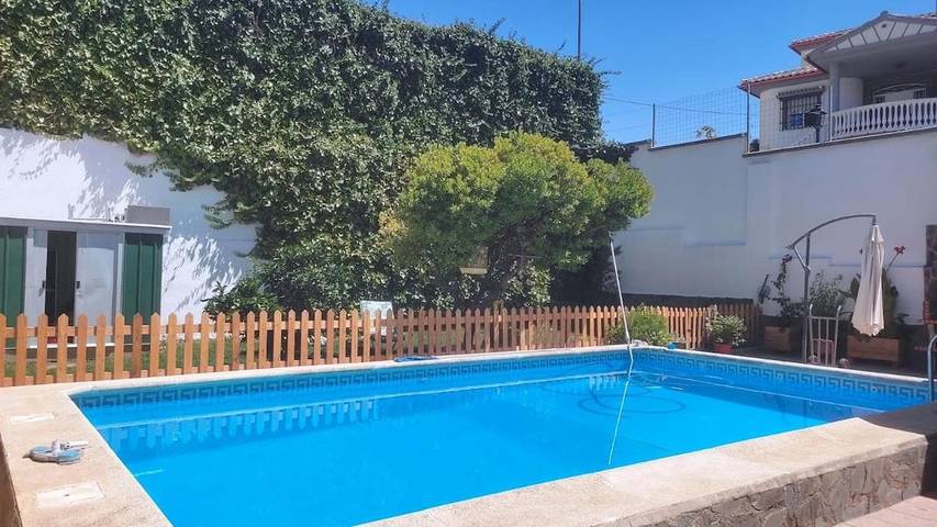 Holiday home for 9 people, with garden and pool as well as view - 1