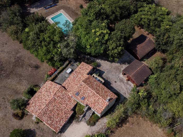 Chalet pour 6 personnes, avec terrasse ainsi que jardin et piscine en Midi-Pyrénées - 3