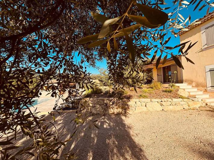 Location de vacances pour 8 personnes, avec jardin, adapté aux familles à Saint-Saturnin-lès-Apt - 4