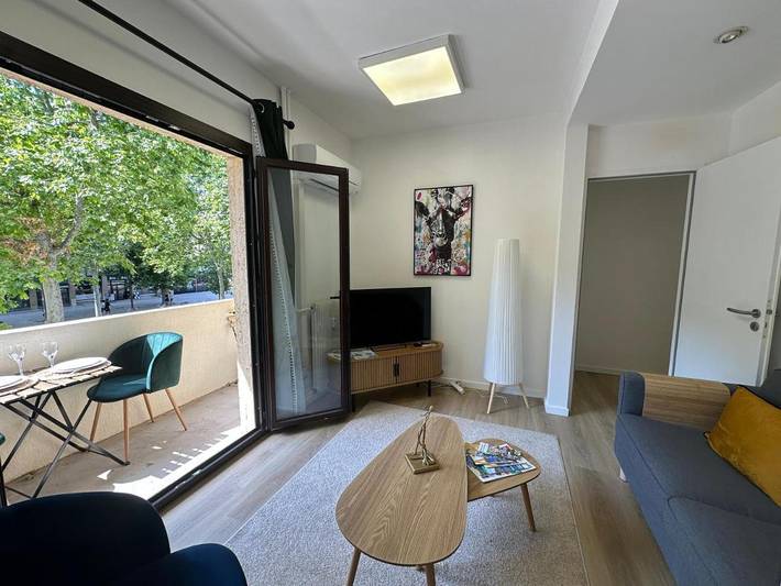 Gîte pour 2 personnes, avec balcon dans Office De Tourisme D Aix En Provence - 2