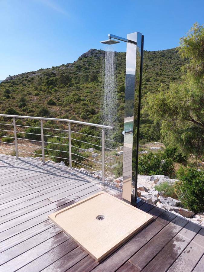 Location de vacances pour 5 personnes, avec vue ainsi que piscine et jardin à Vingrau - 4