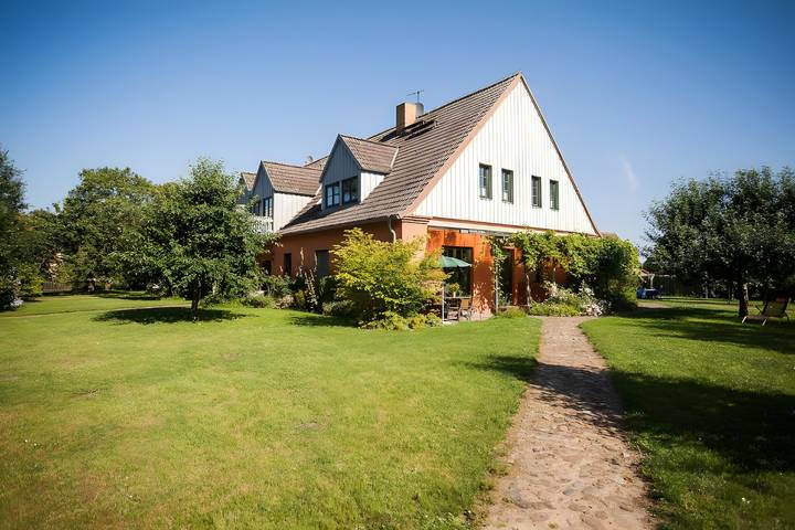 Ferienwohnung für 2 Personen, mit Garten in Vipperow