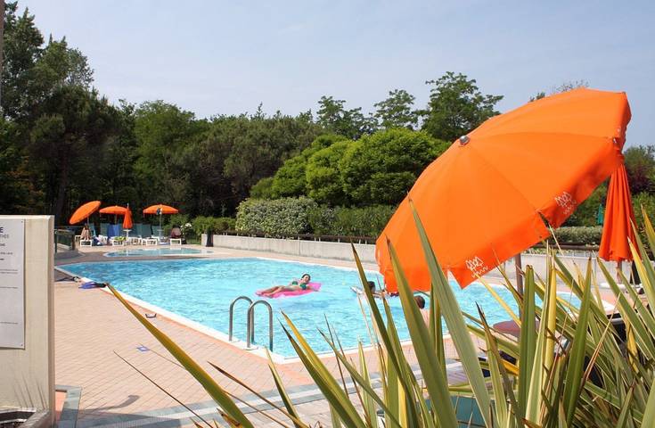 Ganze Wohnung, Moderne Wohnung mit Zugang zum Pool in Bibione, San Michele al Tagliamento