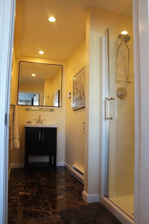 Vacation rental for 6 people, with terrace and yard as well as hot tub in Provincetown