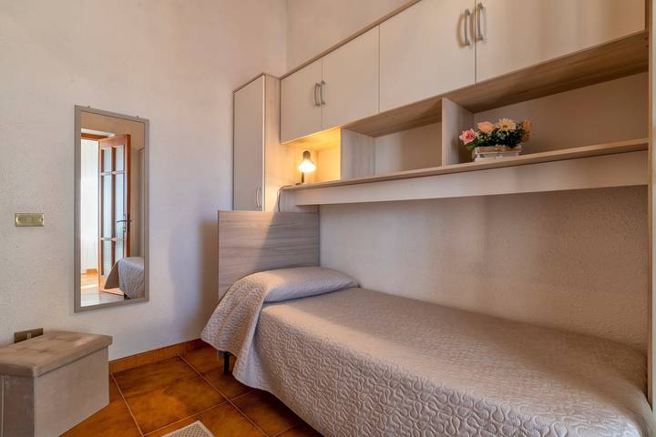 Appartamento intero, Appartamento di Nausicaa" Spazioso appartamento nel centro di Trinità d'Agultu in Trinità d'Agultu e Vignola (Borgo), Trinità d'Agultu e Vignola