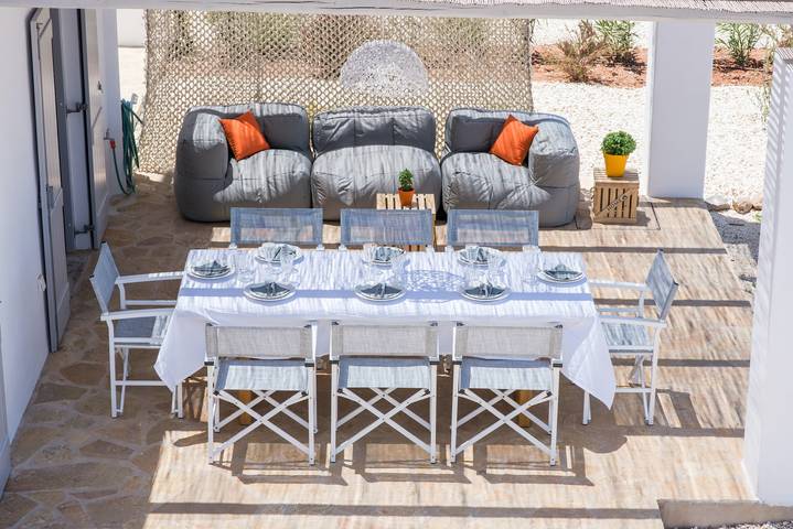 Villa pour 8 personnes, avec piscine et terrasse ainsi que jardin et vue sur l’océan dans Paros - 2