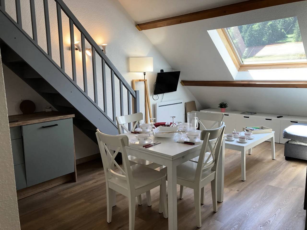 Appartement entier, 2 chambres avec mezzanine à portes du sud in Le Lioran, Laveissière