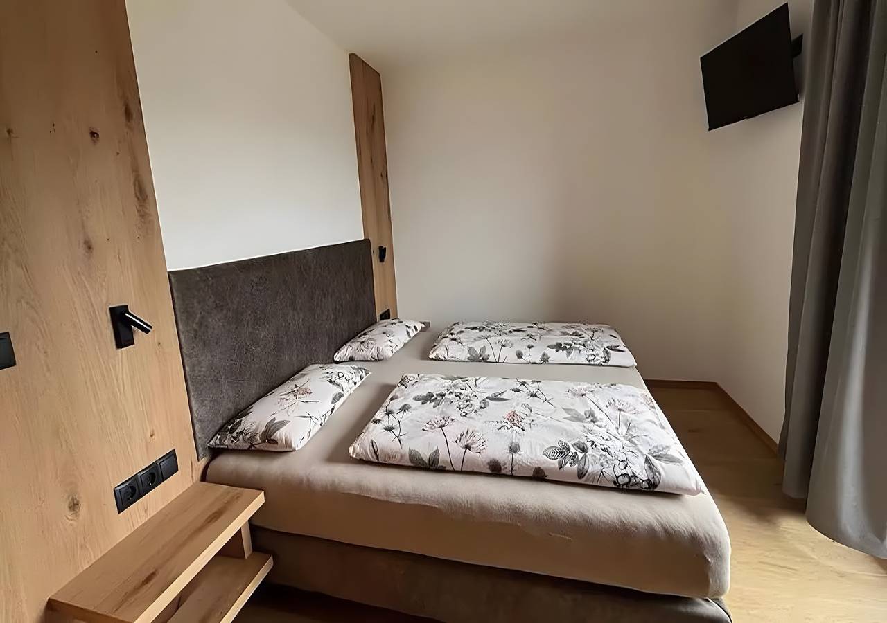 Ganze Wohnung, Ferienwohnung 'Ifinger' mit Bergblick, Gemeinschaftsgarten und Wlan in Hafling, Sarntaler Alpen