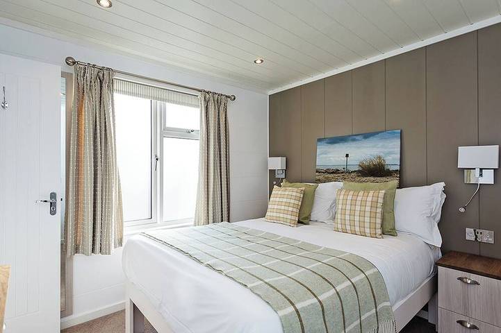 4 Schlafzimmer Unterkunft in Wootton Bridge, Nr Cowes in Wootton Bridge, Isle of Wight