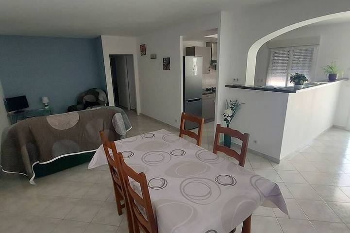 Appartement de vacances pour 4 personnes, avec jardin