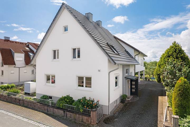 Geheel appartement, Appartement 'Faisst' met privéterras, privétuin en Wi-Fi in Europa-Park, Kappel-Grafenhausen
