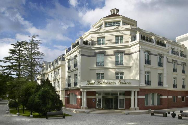 Hôtel pour 10 personnes, avec jacuzzi ainsi que sauna et jardin dans Solares - 2