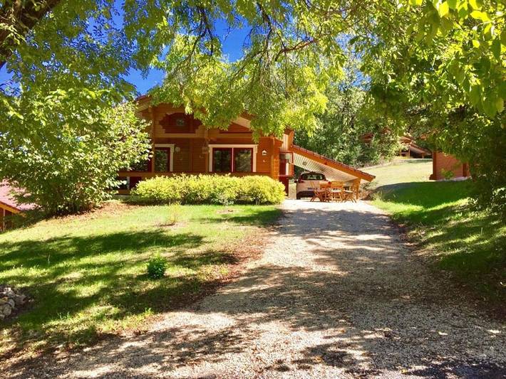 Chalet voor 6 personen, with uitzicht and kinderzwembad as well as tuin and zwembad - 1