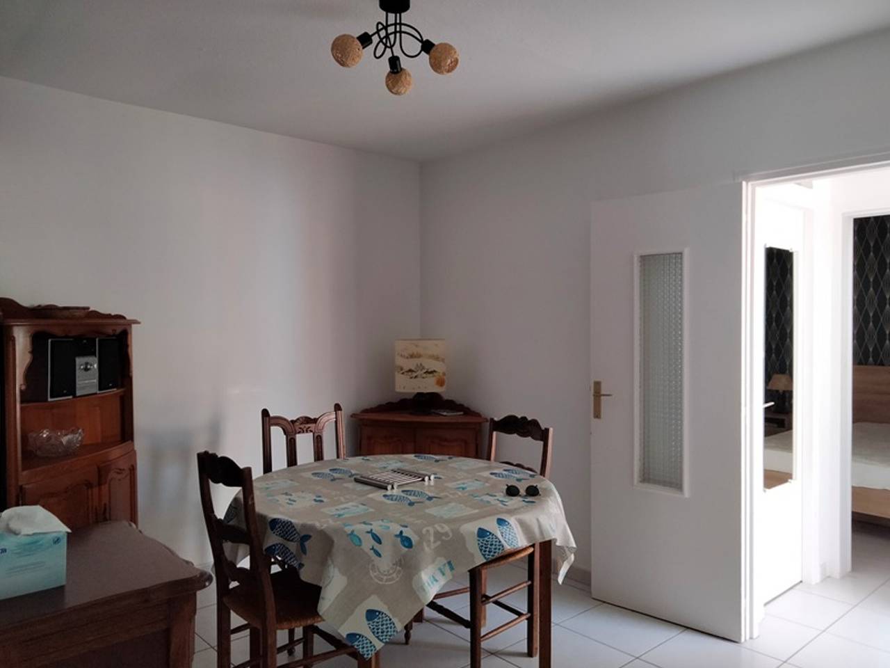 Renovated 3-Room House Near Beach, Market & Amenities with Wifi in Les Sables-d'Olonne, Vendée