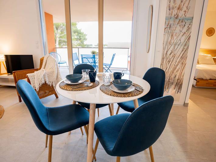 Gîte pour 2 personnes, avec terrasse et piscine dans Thermes des Hespérides - 4