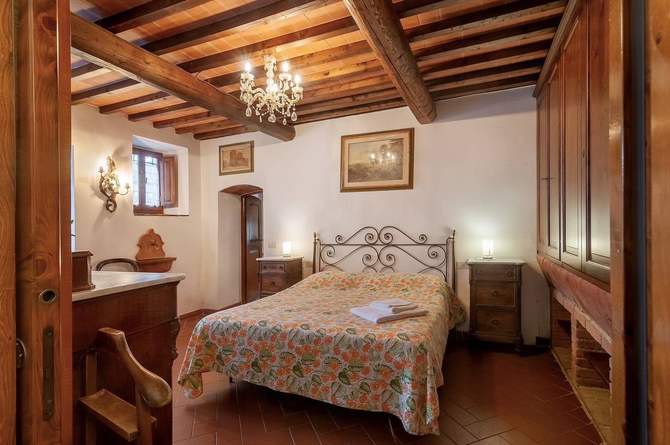 Ganze Wohnung, La Mangiatoia – Romantisches Refugium im Chianti mit Pool in Greti, Chianti