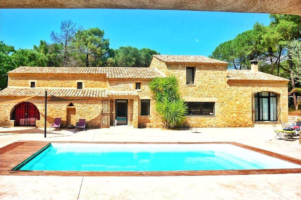 Alte Scheune zu neun renoviert in Bagnols-sur-Cèze, Nimes und Umgebung